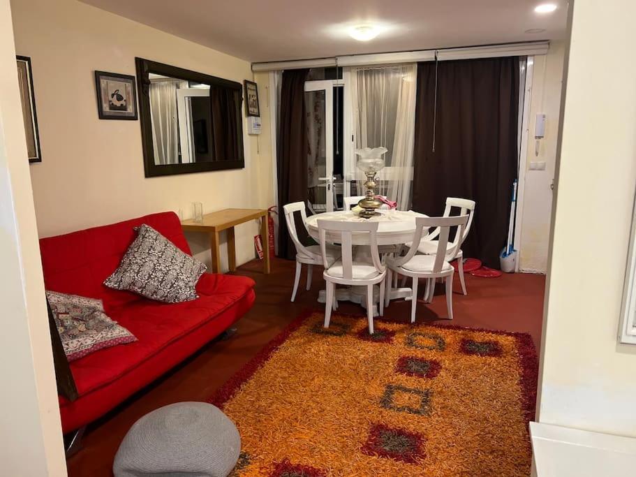 Apartamento Abierto Con Patio Matadepera Εξωτερικό φωτογραφία